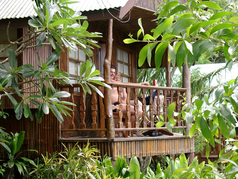 003.jpg - The Carolines